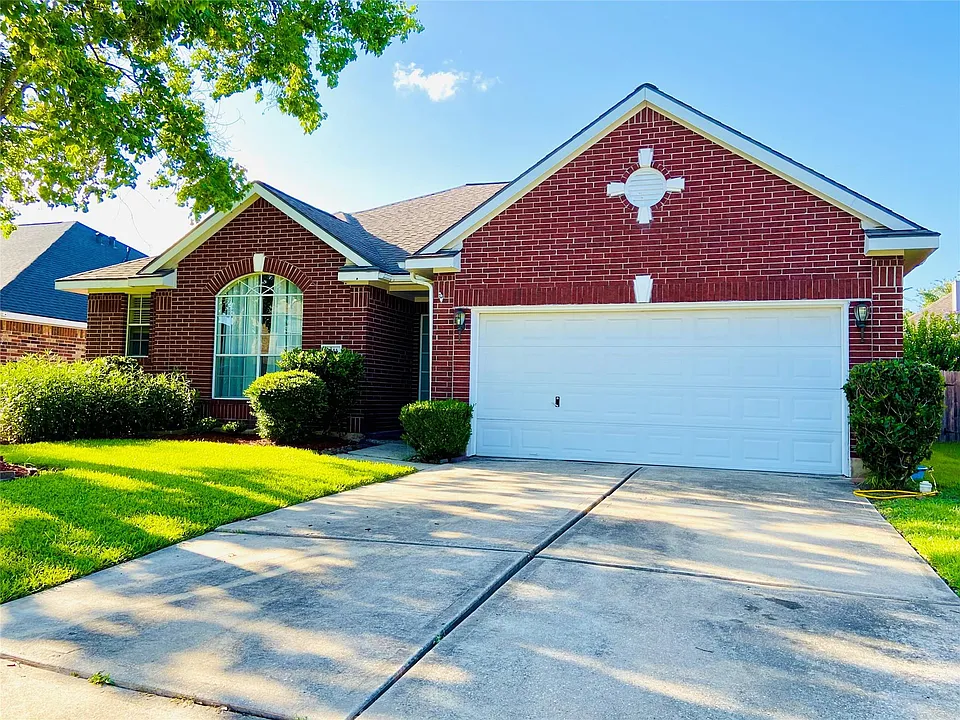 3611 Sheldon Dr