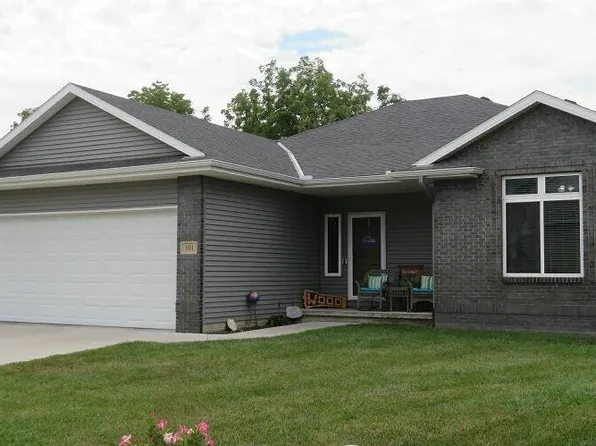 101 Mulberry Cir, Neola, IA 51559