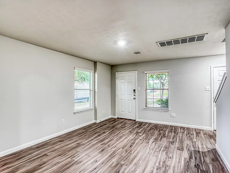 13102 Aiden Cir — Photo 13