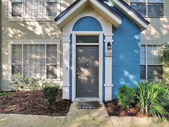 4th image of 13703 RICHMOND PARK Drive #2108