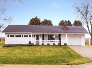 2581 Pleasant St, Dekalb, IL 60115