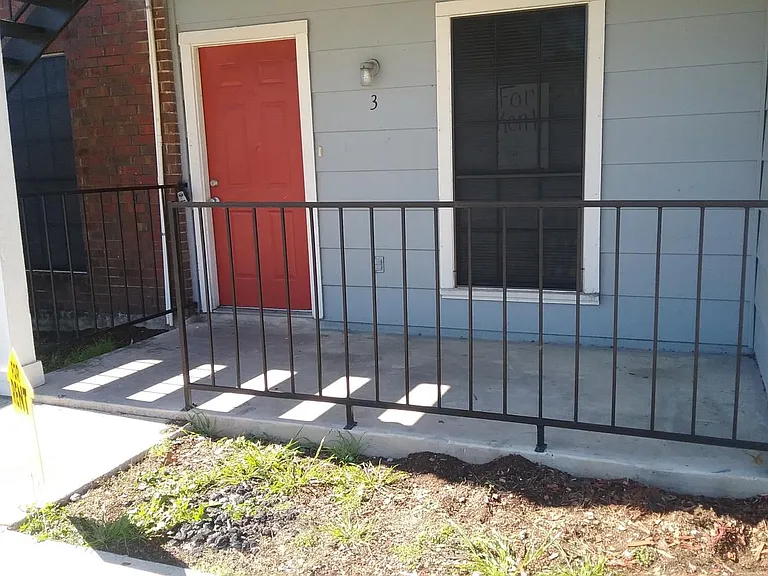 3703 Bremen Ave #3 — Photo 5