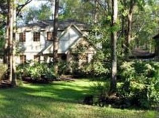 34 Crystal Lake Ln, Spring, TX 77380