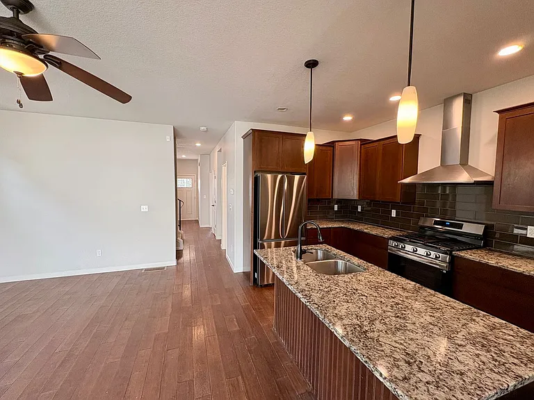 3489 Ash St — Photo 10