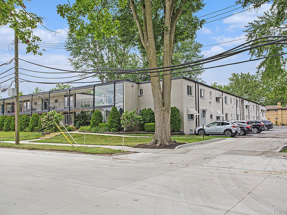 1st image of 3429 Hillside Dr APT 31