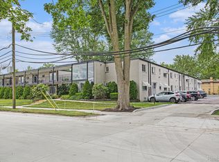 3429 Hillside Dr APT 31, Royal Oak, MI 48073