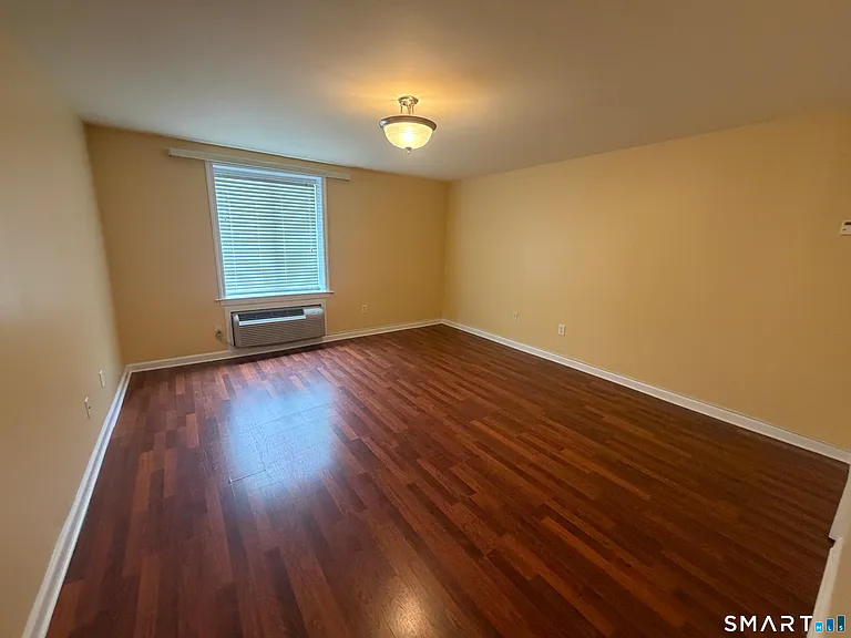 1460 Elm St #330 — Photo 10