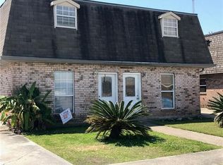 508 E Liberaux St, Chalmette, LA 70043