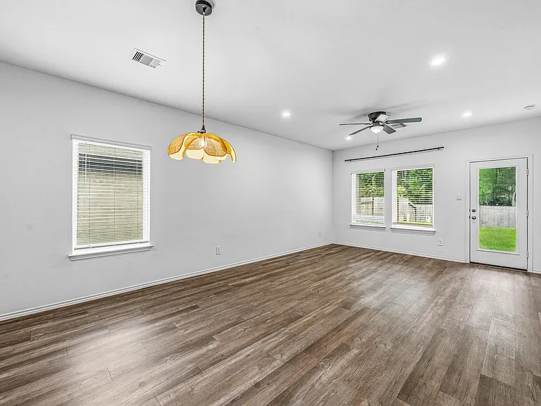 24122 Juniper Heights Dr — Photo 12