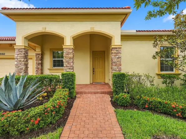10160 SW AZZO Lane, Port St Lucie, FL 34986