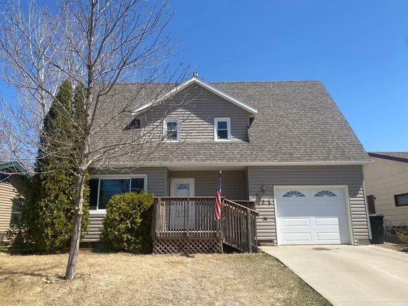 659 1st Ave SW, Dickinson, ND 58601