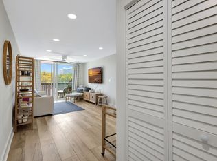 689 NE 6th Ct APT 205, Boynton Beach, FL 33435