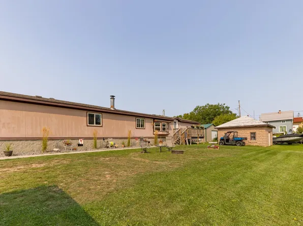 119 Greenfield Ave S, Hill City, MN 55748