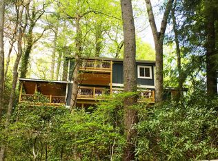 65 Netsi Pl, Highlands, NC 28741