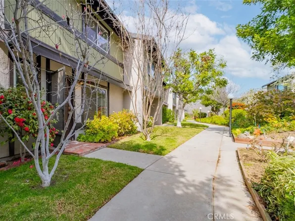 8748 Wyngate St, Sunland, CA 91040