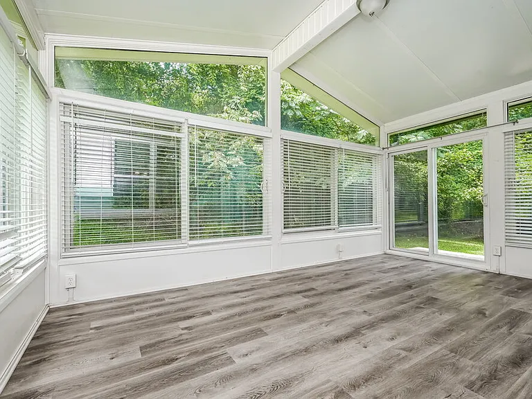 2921 Sunset Ct — Photo 15