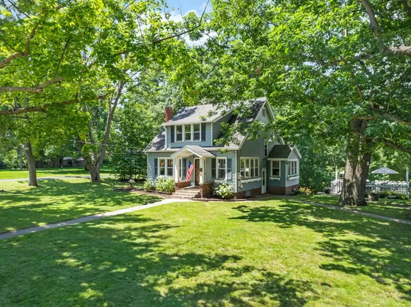 29070 Old Towne Rd, Chisago City, MN 55013