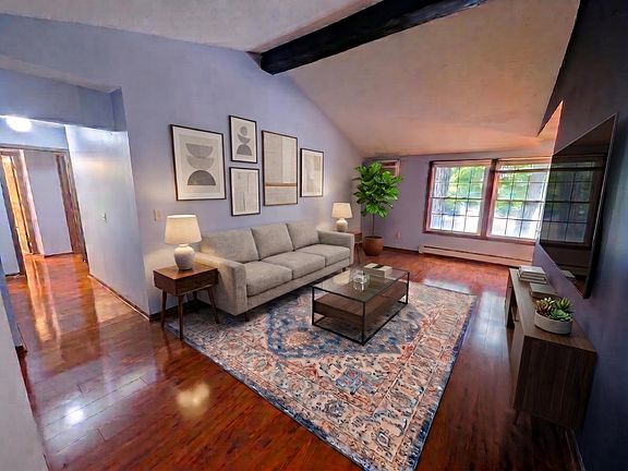 3rd image of 4436 Cedar Lake Rd S APT 5