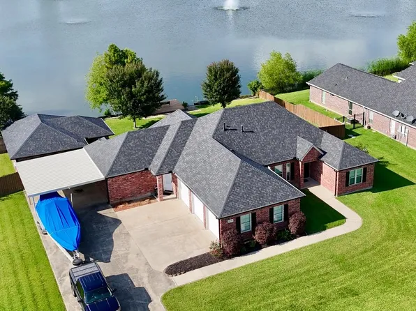 2536 S Savannah Ln, Lake Charles, LA 70605