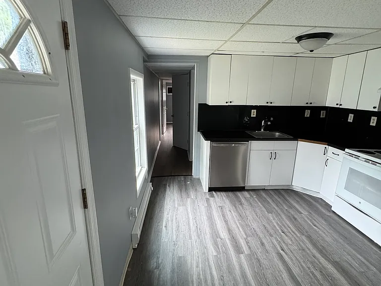 11 Bradroy Ct #17 — Photo 4
