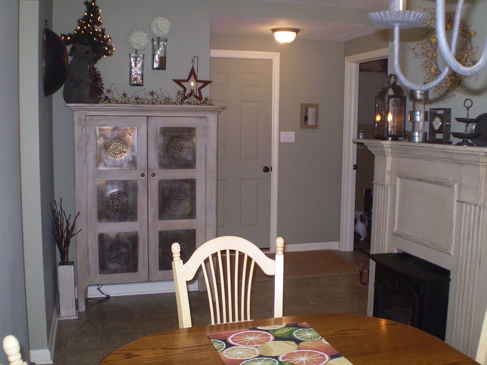 1st image of 358 Samantha Ln