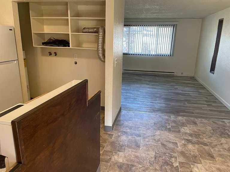 301 NW Cary St #301 — Photo 4