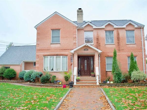 340 Cambridge Dr