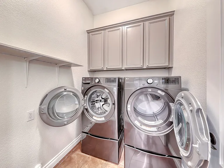 2122 Mooreview St #1 — Photo 31