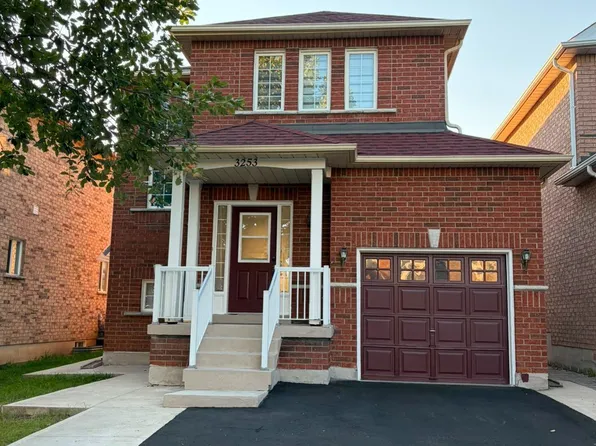 3253 Bruzan Cres, Mississauga, ON L5N 8E7