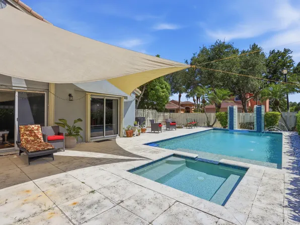 4342 Onega Circle, West Palm Beach, FL 33409