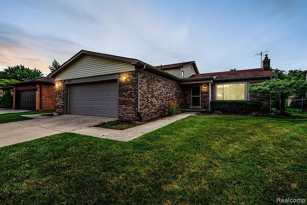 3038 Donna Dr Sterling Heights MI 48310 Zillow