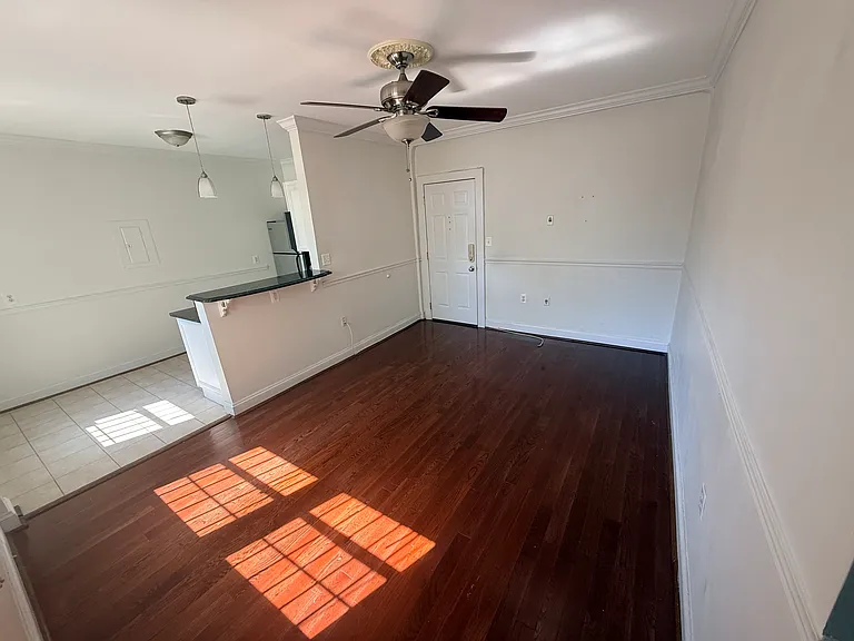 315 Evarts St NE #102 — Photo 6