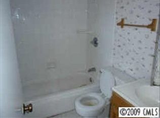 8020 Princess Ann Dr #00, Charlotte, NC 28212