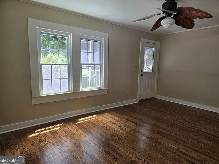 113 Maple St — Photo 2