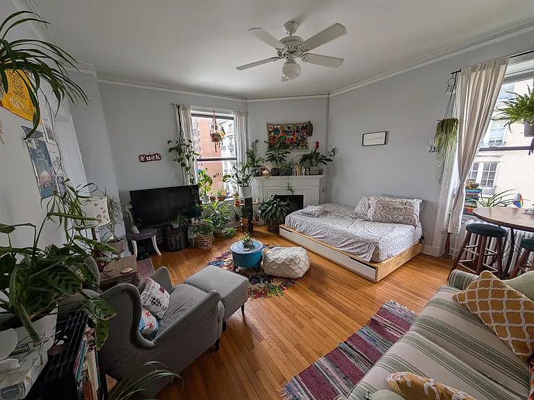 3330 N Lake Shore Dr — Photo 37