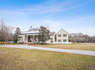 18530 Alligator Bayou Rd, Prairieville, LA 70769