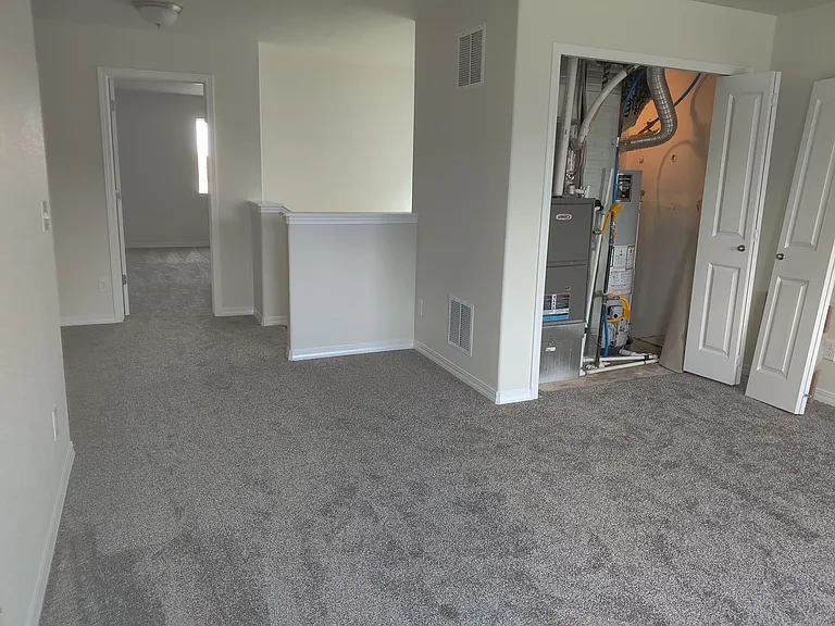 4649 Zircon Dr — Photo 18