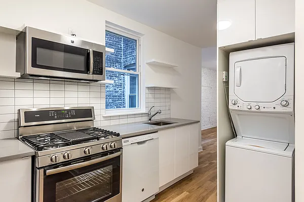 Rented by Nooklyn NYC LLC | media 77