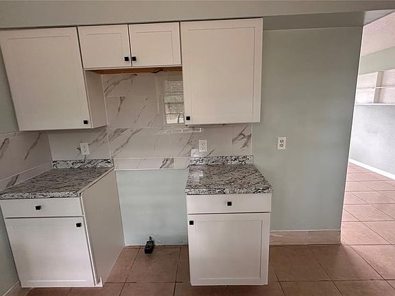 5th image of 2587 SUNRISE TERRACE