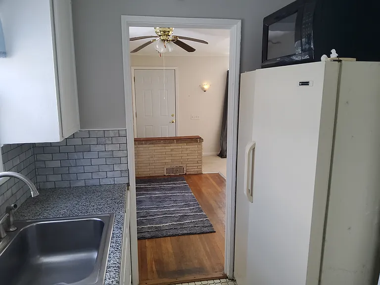 188 Edgemont Rd — Photo 20