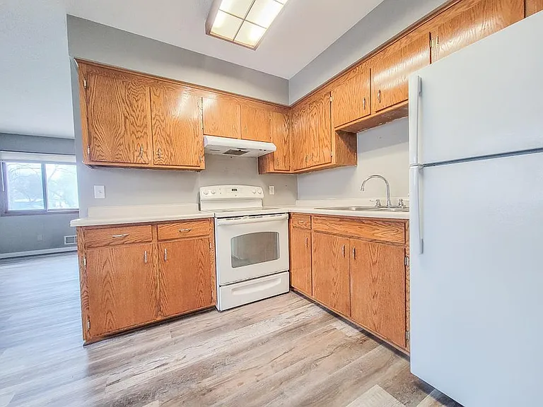 5723 Quincy St — Photo 10