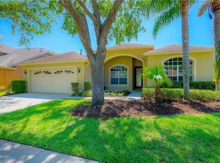 18916 Maisons Dr, Lutz, FL 33558