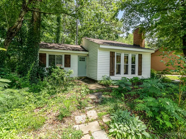 6513 Piney Path Rd, Charlotte, NC 28212
