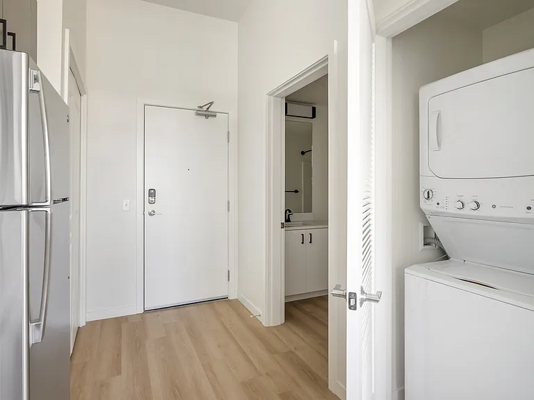 Entryway in Studio Apartment Homes