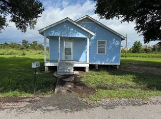 204 Valentine Dr, Lockport, LA 70374