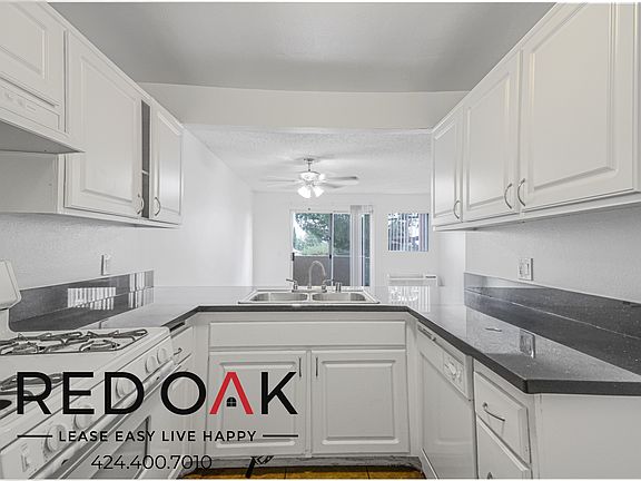 2nd image of 6660 Vineland Ave #12