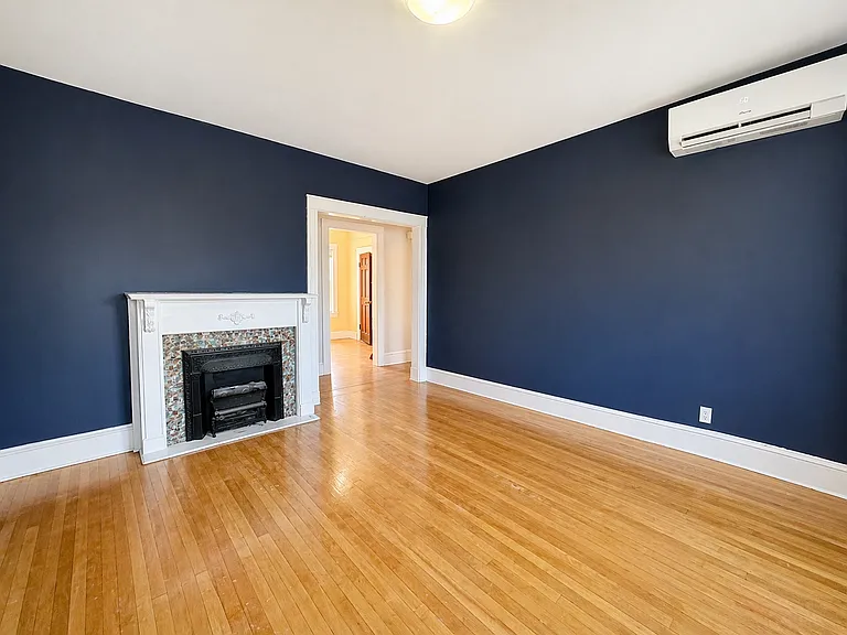 159 Parsons St #2 — Photo 8