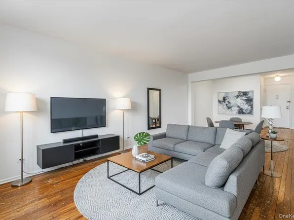 80-35 Springfield Boulevard #6F, Queens Village, NY 11427