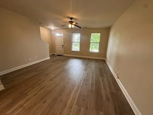 505 Cranberry Cir — Photo 2