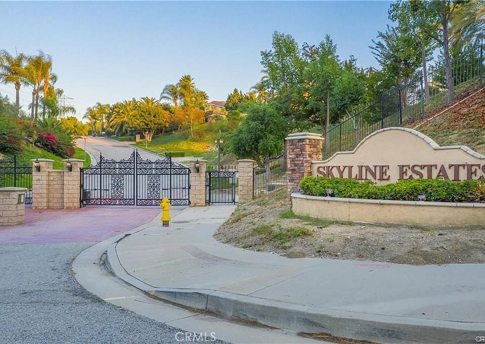 1st image of 15475 Skyline Dr #12